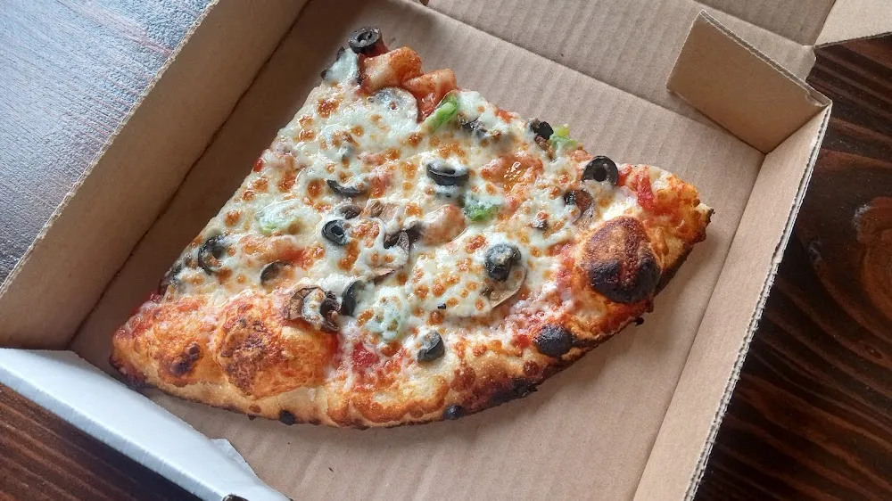 Nikki's Pie of the Day Mushrooms Green Peppers Olives